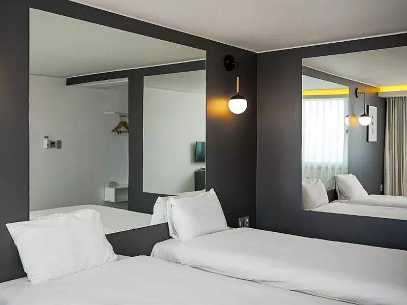 Pampas Hotel Jeju Esterno foto