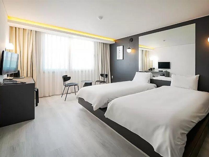 Pampas Hotel Jeju Esterno foto