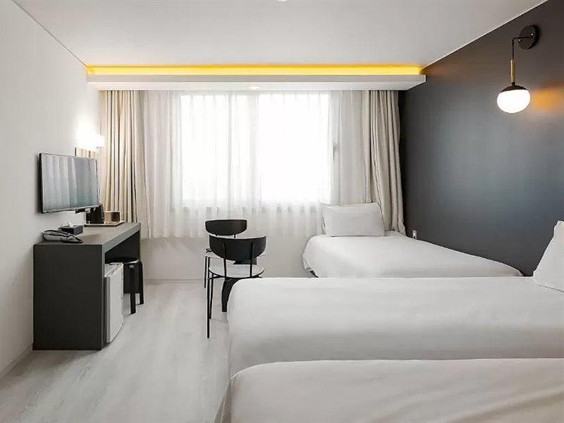 Pampas Hotel Jeju Esterno foto