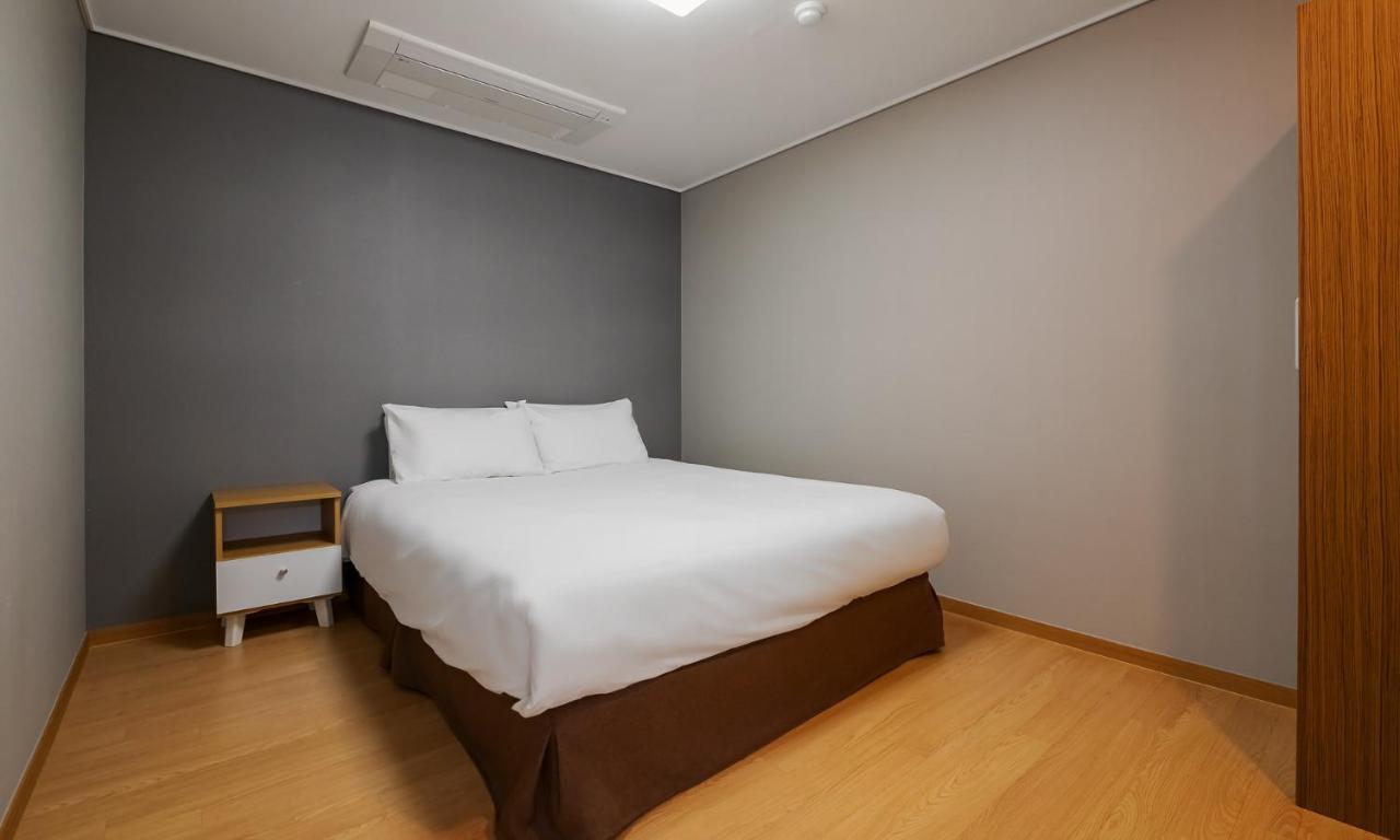 Pampas Hotel Jeju Esterno foto