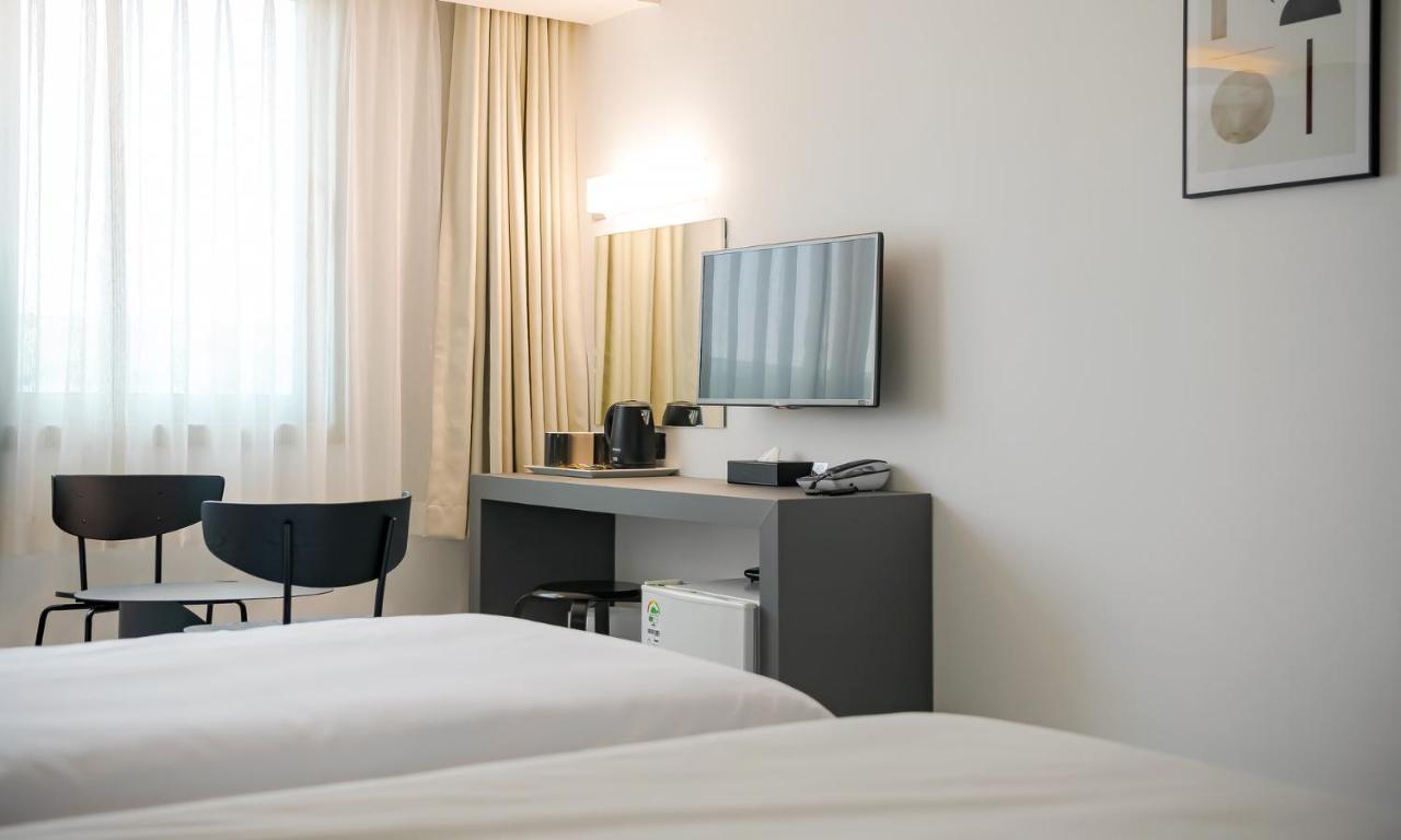 Pampas Hotel Jeju Esterno foto