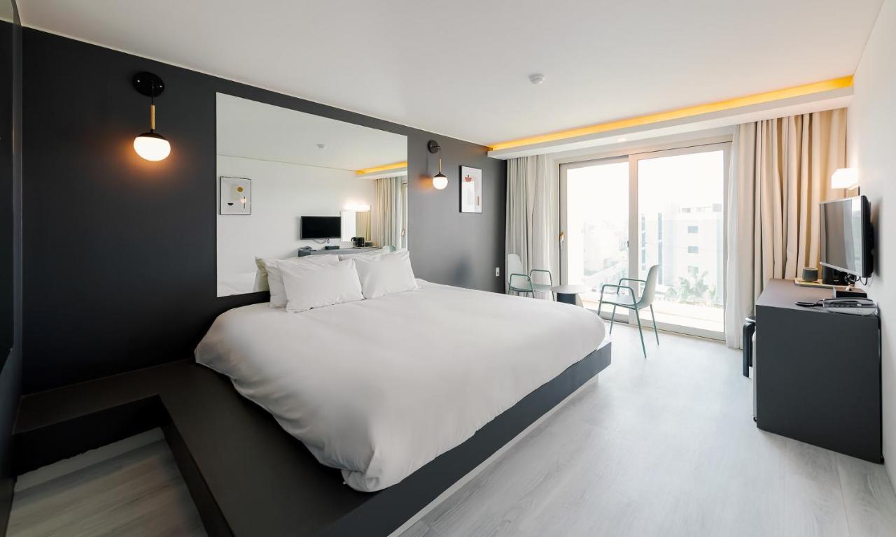 Pampas Hotel Jeju Esterno foto