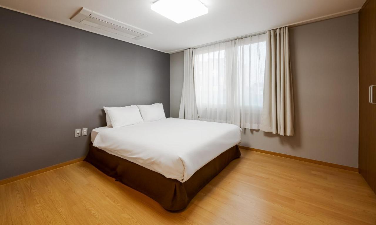 Pampas Hotel Jeju Esterno foto