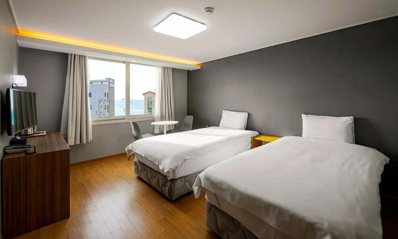Pampas Hotel Jeju Esterno foto