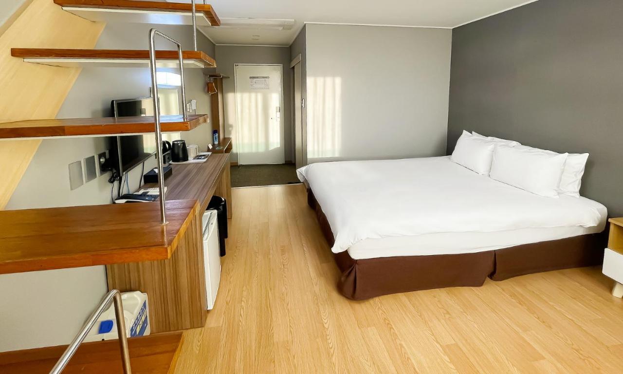 Pampas Hotel Jeju Esterno foto